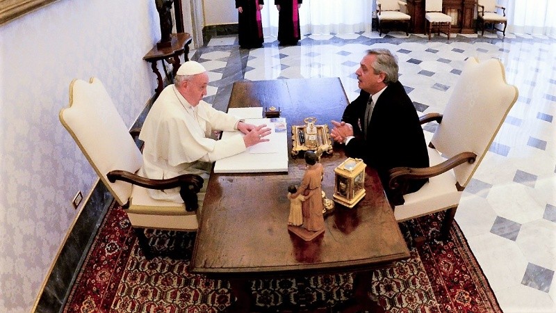 Bergoglio escribió en respuesta a la salutación de Fernández por sus 9 años de papado.