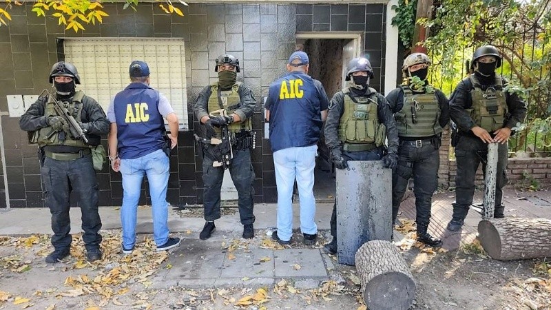 Dos hermanos lideraban la banda y el resto vendía al menudeo.