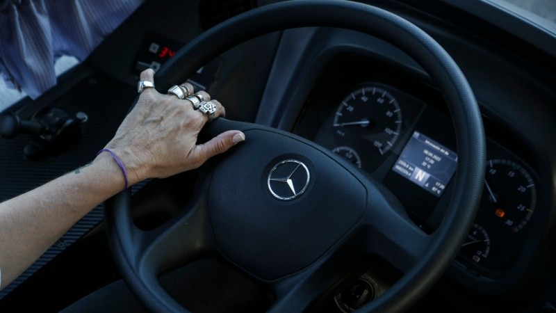 Sale de lunes a viernes a las 6.45 de la terminal de Rosario. (Alan Monzón/ Rosario3) 