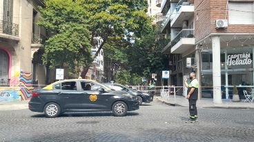 Daños en la vivienda siniestrada y en otros sectores de la misma torre.