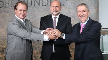 Perotti, Schiaretti y Bordet en la cumbre de la Región Centro.