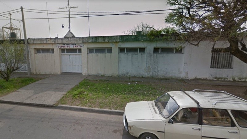 El frente de la parroquia de zona oeste de Rosario