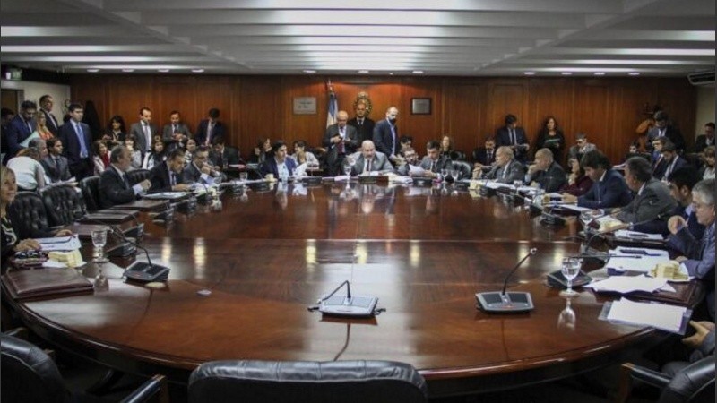 Con la designación de los dos representantes del Congreso por parte de la vicepresidenta Cristina Kirchner y del presidente de la Cámara de Diputados, Sergio Massa, el nuevo Consejo de la Magistratura quedó con sus 20 miembros nombrados.