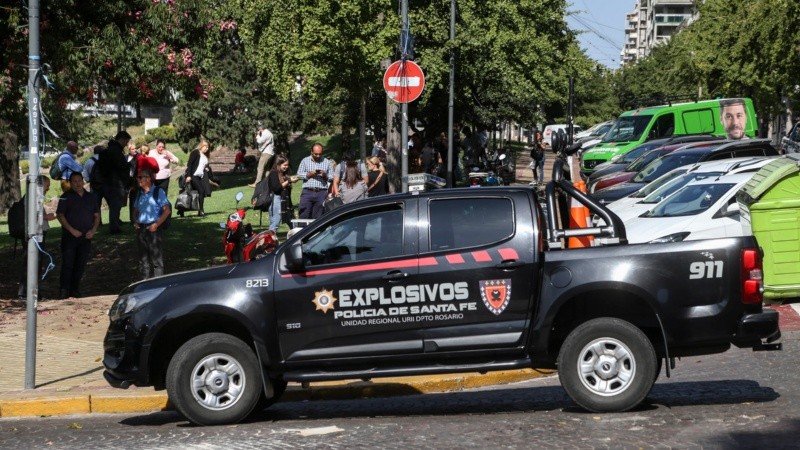 El operativo de este lunes al mediodía frente al Concejo debido a la amenaza