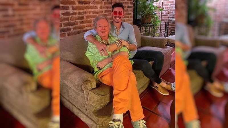 Pepe Cibrián junto a Nahuel, su novio.