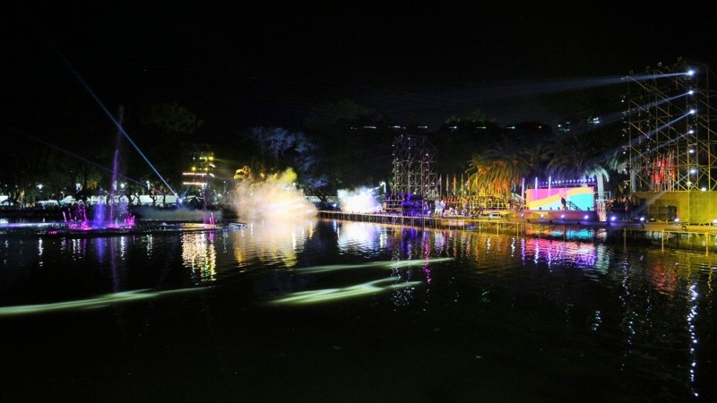 El Parque se llenó de color en el inicio del esperado certamen.