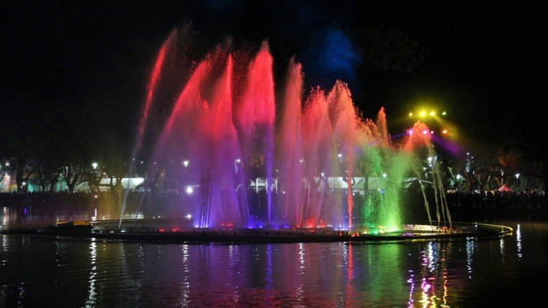 El Parque se llenó de color en el inicio del esperado certamen.