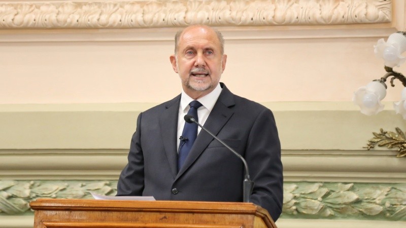 El gobernador dio su discurso ante la Asamblea Legislativa este domingo.