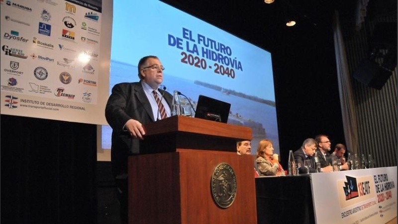 Juan Carlos Venesia, director del Instituto de Desarrollo Regional (IDR), anfitrión del encuentro.