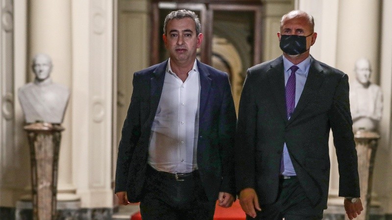 El Intendente y el Gobernador ingresando al encuentro con Fernández en Casa Rosada.