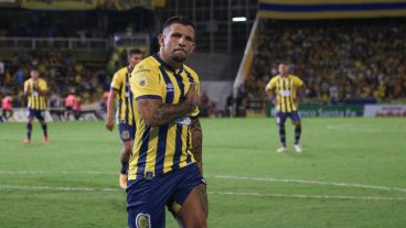 " Siempre pongo la cara y la voy a seguir poniendo hasta el día que no juegue más", dijo Vecchio.