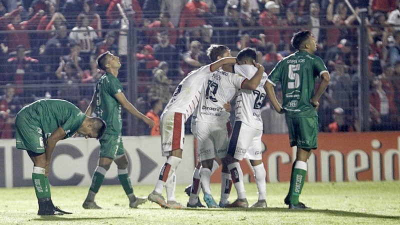 La Lepra debutó con triunfo ante Ituzaingó en Paraná por la Copa Argentina. 