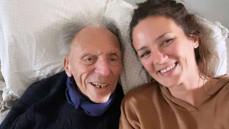 Paula Chaves y su abuelo Isaac.