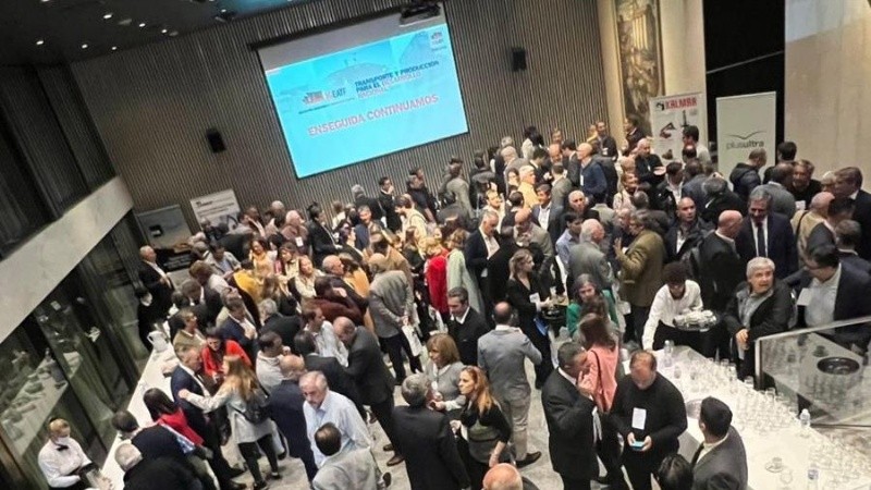 A sala llena. Se realizó esta semana el XVI Encuentro Argentino de Transporte Fluvial