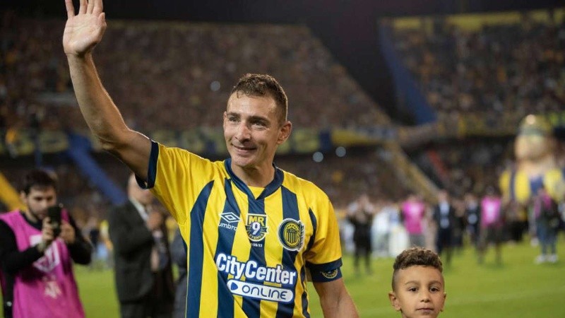 La despedida del goleador fue la más saliente de un muy pobre torneo Canalla