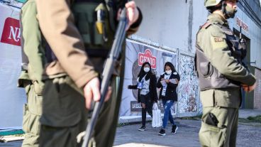 Las imágenes de los censistas haciendo su trabajo en Rosario este miércoles.