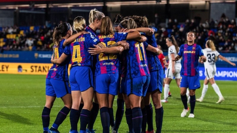 Tras la obtención de esta liga, las mujeres del FC Barcelona se convirtieron en tricampeonas, luego de coronarse también en las temporadas 2019/2020 y 2020/2021.