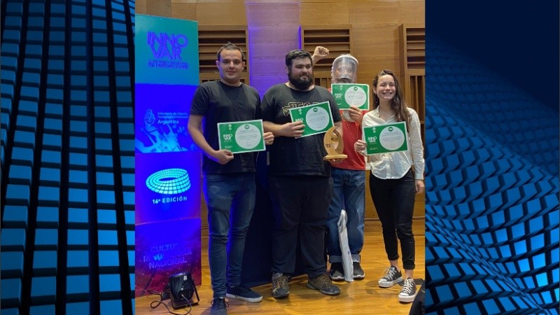 Carbone, Miyara, Antiba y Montero durante la ceremonia de premiación (Foto: C. Antiba)