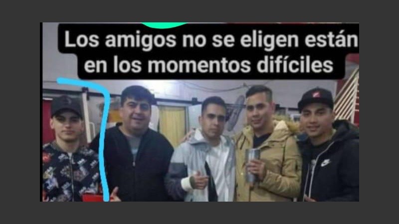 Integrantes de Los Monos en Piñero: Matías César, el Gordo Salomón, Rodríguez Granthon, Teletubi Delgado y el condenado Luis Lobos.