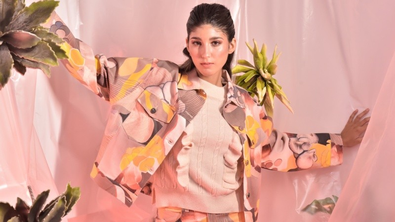 Las tendencias a nivel mundial buscan llevar frescura y diversión a los outfits de todas las temporadas