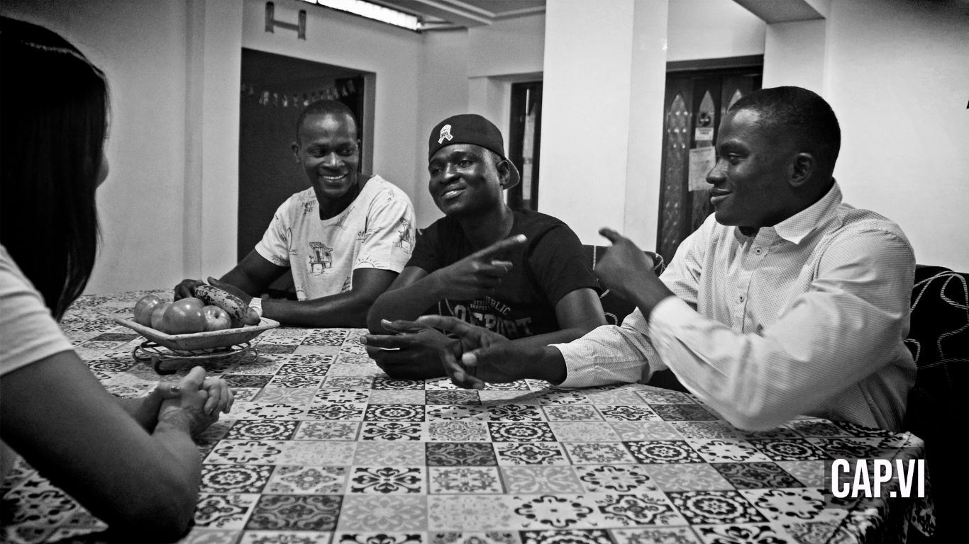 El polizón y el capitán. Capítulo VI: los nuevos refugiados en Rosario