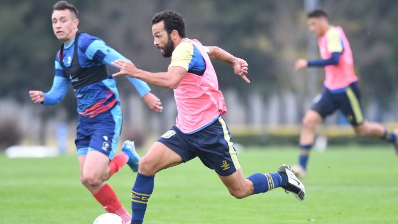 Lomónaco convirtió para Arsenal. 