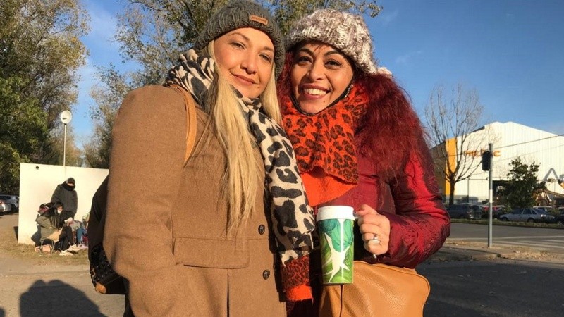 Bebida caliente para no dejar enfriar las cuerdas vocales.