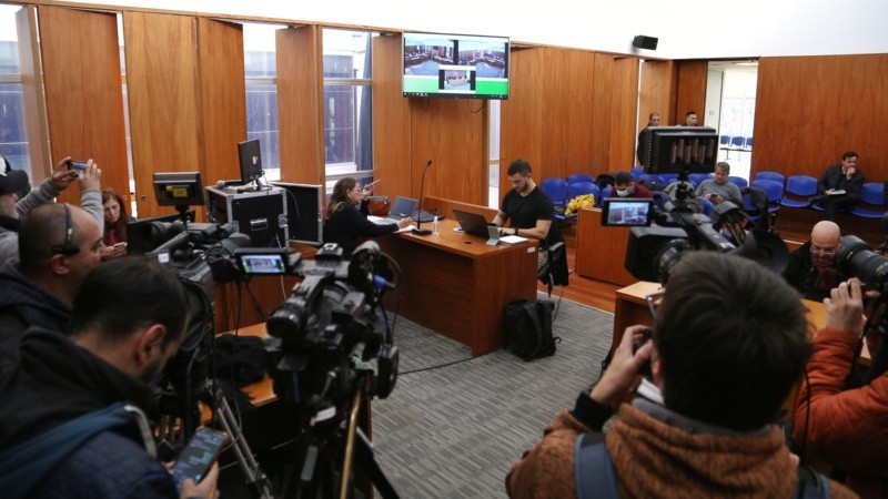 La sala de prensa en la que los cronistas siguieron la condena