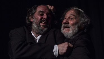 Martín Fumiato y Naum Krass protagonizan "Dos viejos judíos".
