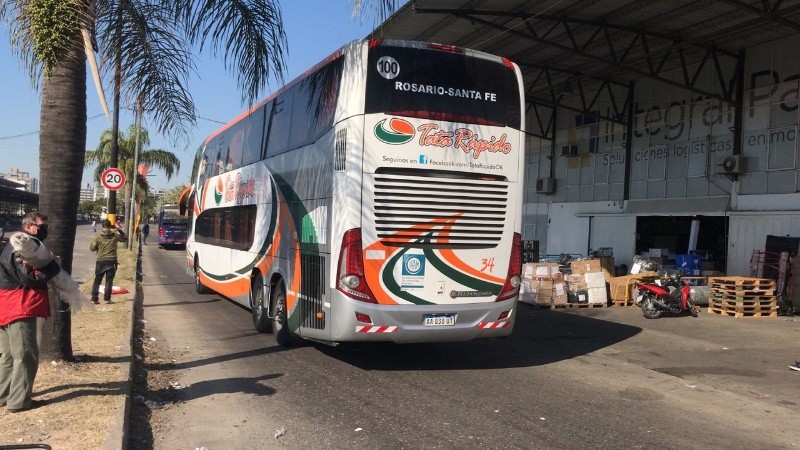 Los colectivos ya pueden ingresar y salir desde la Terminal.