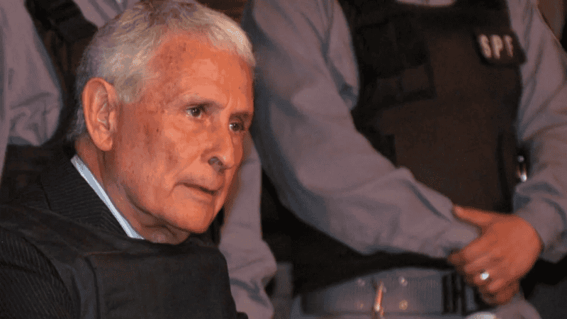 Entre los argumentos para otorgar la domiciliaria, los jueces remarcaron su estado de salud.