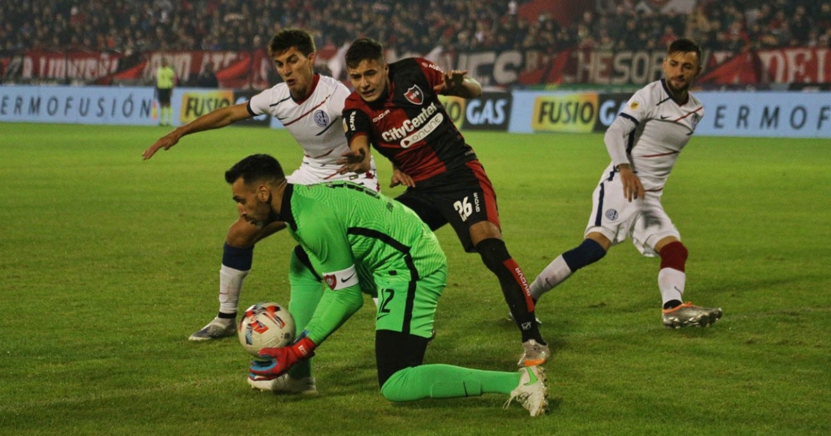 Un empate que tuvo de todo: Newell’s y San Lorenzo igualaron sin goles ...