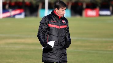 Sanguinetti prepara el equipo leproso para visitar el martes a Talleres.