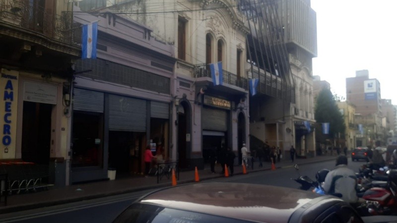 Operativo en la Proveeduría de Empleados de Comercio.