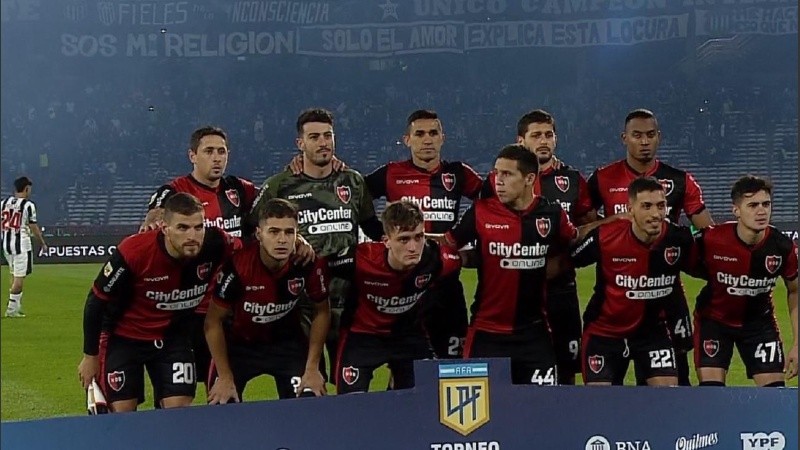 Los once titulares leprosos que salieron ante Talleres.