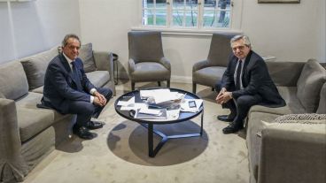 "Nos proponemos desarrollar y trabajar transversalmente con cada una de las áreas del gobierno", agregó Scioli.