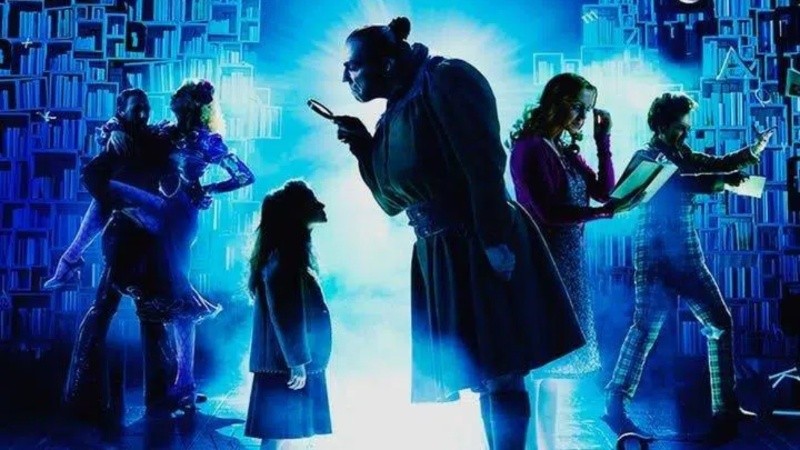 Está dirigido por Matthew Warchus y cuenta con música y letras de Tim Minchin y coreografías de Ellen Kane.