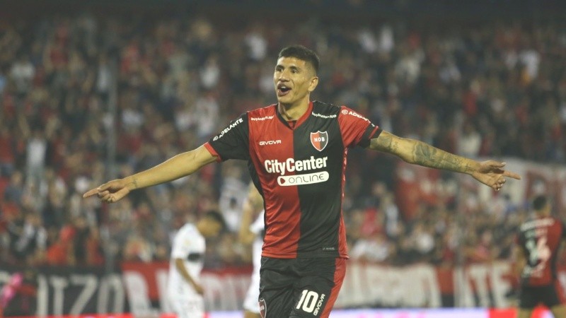 La Lepra aceptó la propuesta del elenco alemán y el futbolista ya no participó este viernes de los trabajos a la par de sus compañeros.