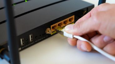 Las frecuencias utilizadas en las redes WiFi pierden alcance con cualquier obstáculo físico.