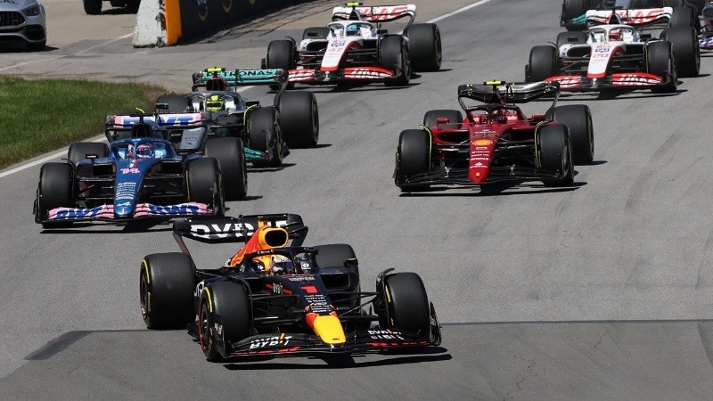 La carrera de 70 vueltas se desarrolló en el Circuit Gilles-Villeneuve de Canadá.