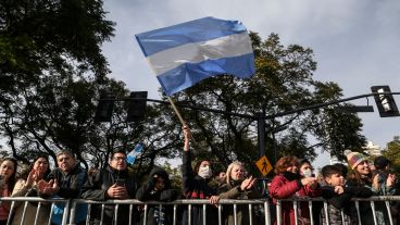 Ex combatientes de Malvinas de todo el país desfilaron en Rosario por el Día de la Bandera.