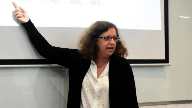 La profesora argentina premiada.