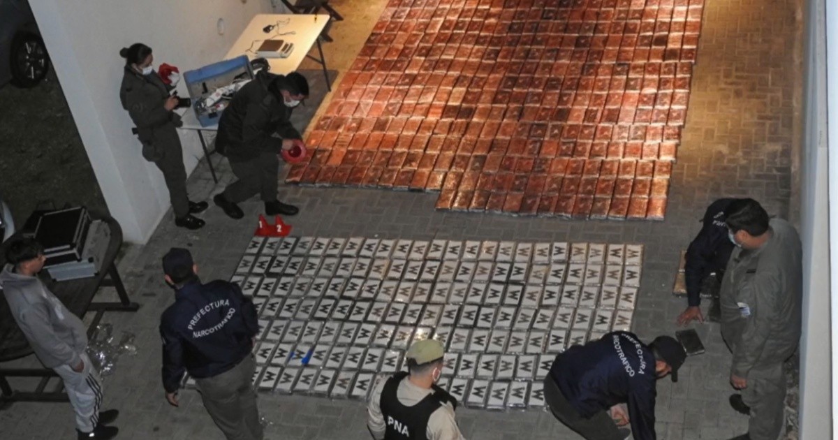 Banda narco intentó mandar una tonelada y media de cocaína a Europa en barco:  la pista que conduce a Santa Fe | Rosario3