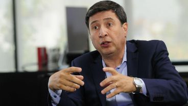 "No tiene que haber intermediación pero los movimientos sociales son parte de la solución", sostuvo.