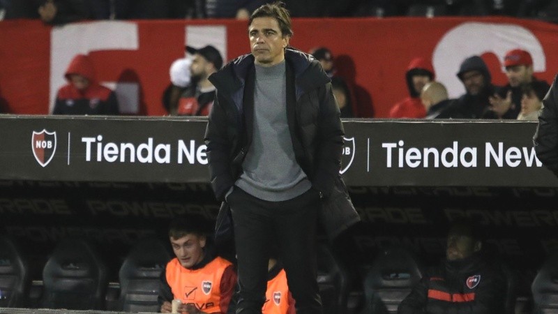 El DT leproso sufre una baja en la línea defensiva. 