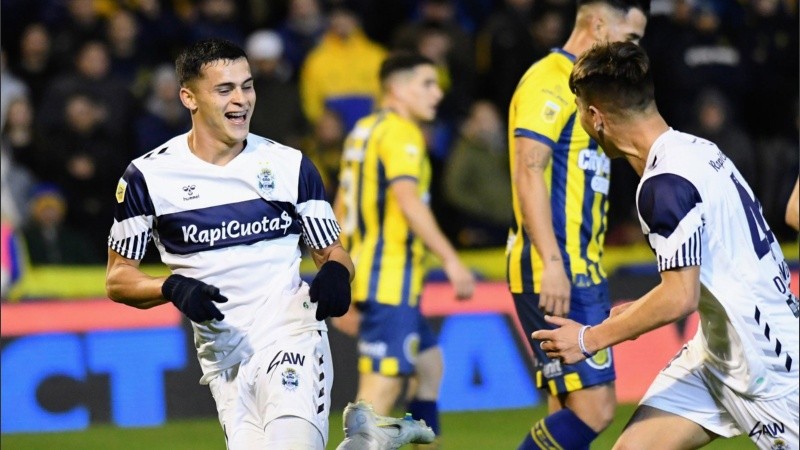 El Canalla no pudo contra Gimnasia en el primer partido del Apache como entrenador.