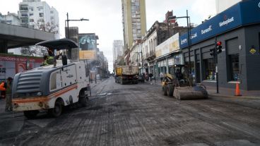 Avanza la reconstrucción de varias calles.