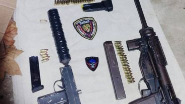 Los adultos, ya imputados por encubrimiento, sumaron acusación por tenencia.