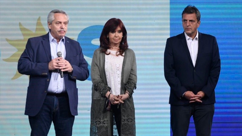 El presidente quiere Paso y se anota para competir.