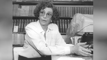 La profesora Hilda Habichayn creó, además, el primer Centro de Estudios Interdisciplinarios sobre las Mujeres (CEIM) y la Revista Zona Franca..